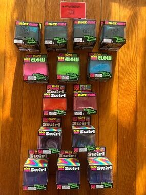 Schylling NeeDoh Nice Cube Super Solid Squish only 1